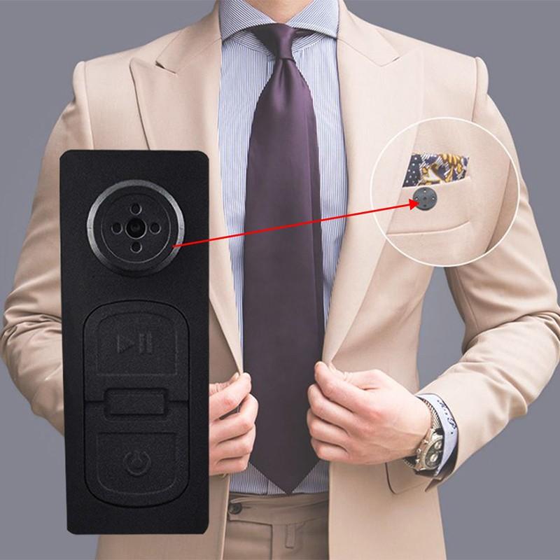 كاميرا خفية على شكل زر القميص